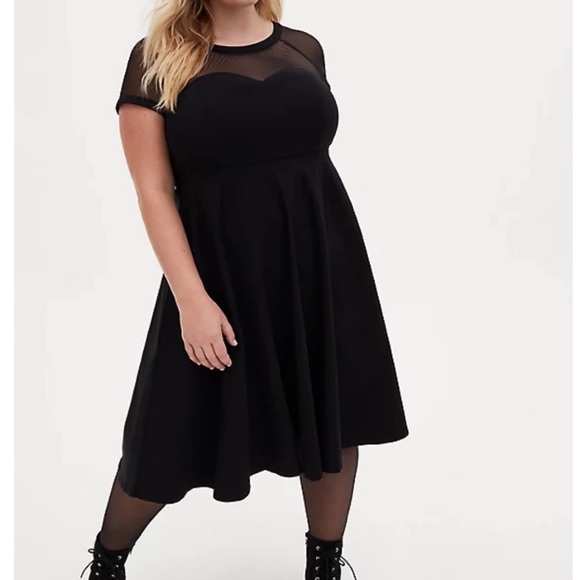 torrid Dresses & Skirts - Torrid Black Plush Mesh Inset Sweetheart Swing Dress Sz 16